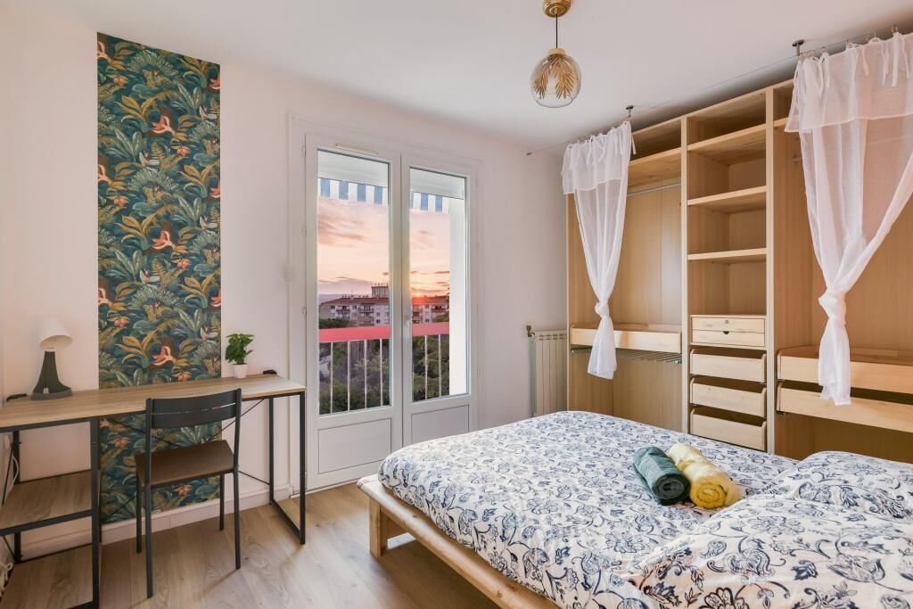 2 chambres, lit parapluie, Wi-Fi gratuit, draps fournis