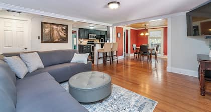 Modern comforts of home, close to all the amenities Madison Alabama has to offer