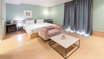 Superior | Soundproofing, free WiFi