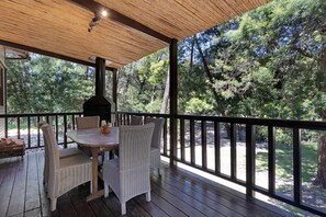 Chaumière Deluxe | Terrasse/patio
