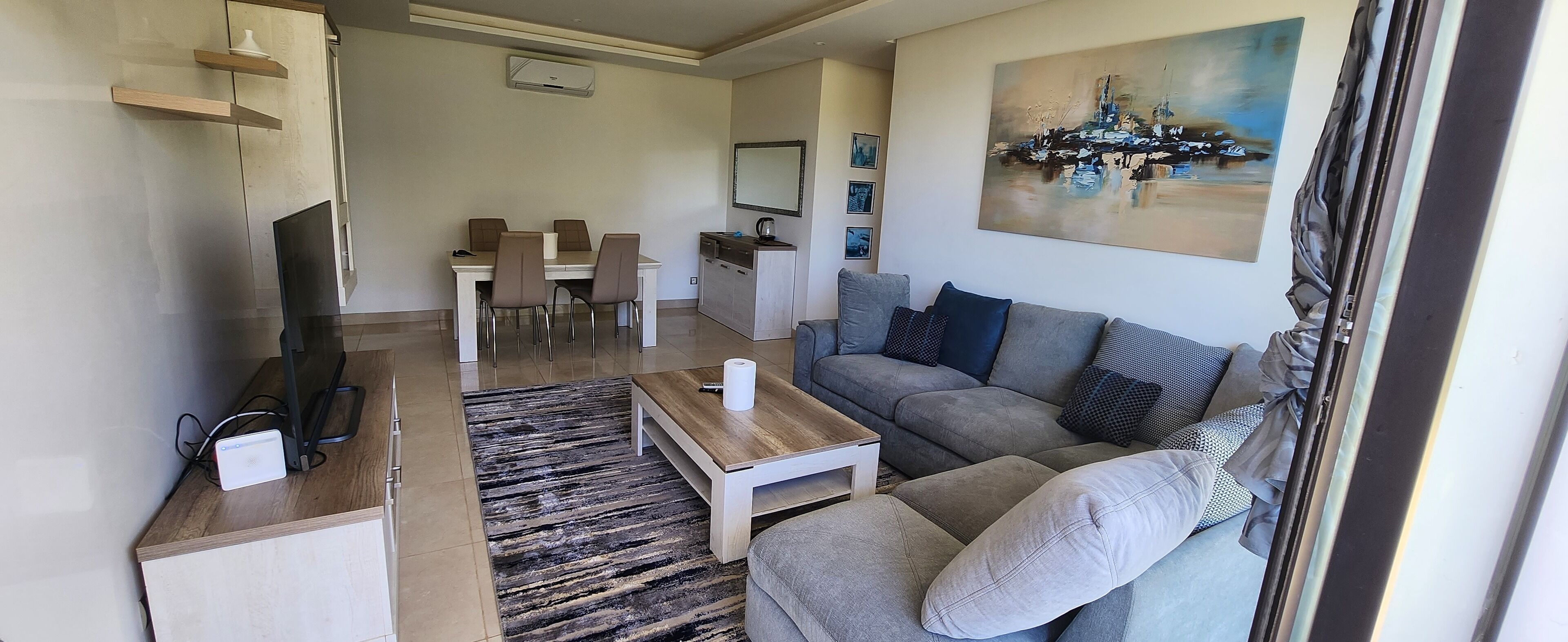 リビング エリア