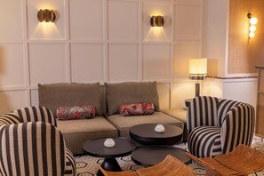 Kawasan tempat duduk lobi