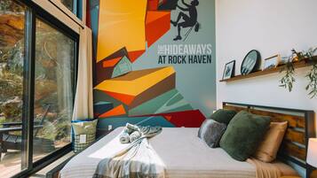 2 多间卧室、办公桌、免费 WiFi、床单