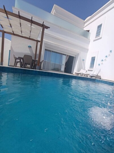 Superbe Villa Standing a Djerba Centre Ville Midoune