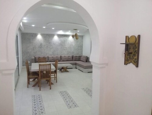 Superbe Villa Standing a Djerba Centre Ville Midoune