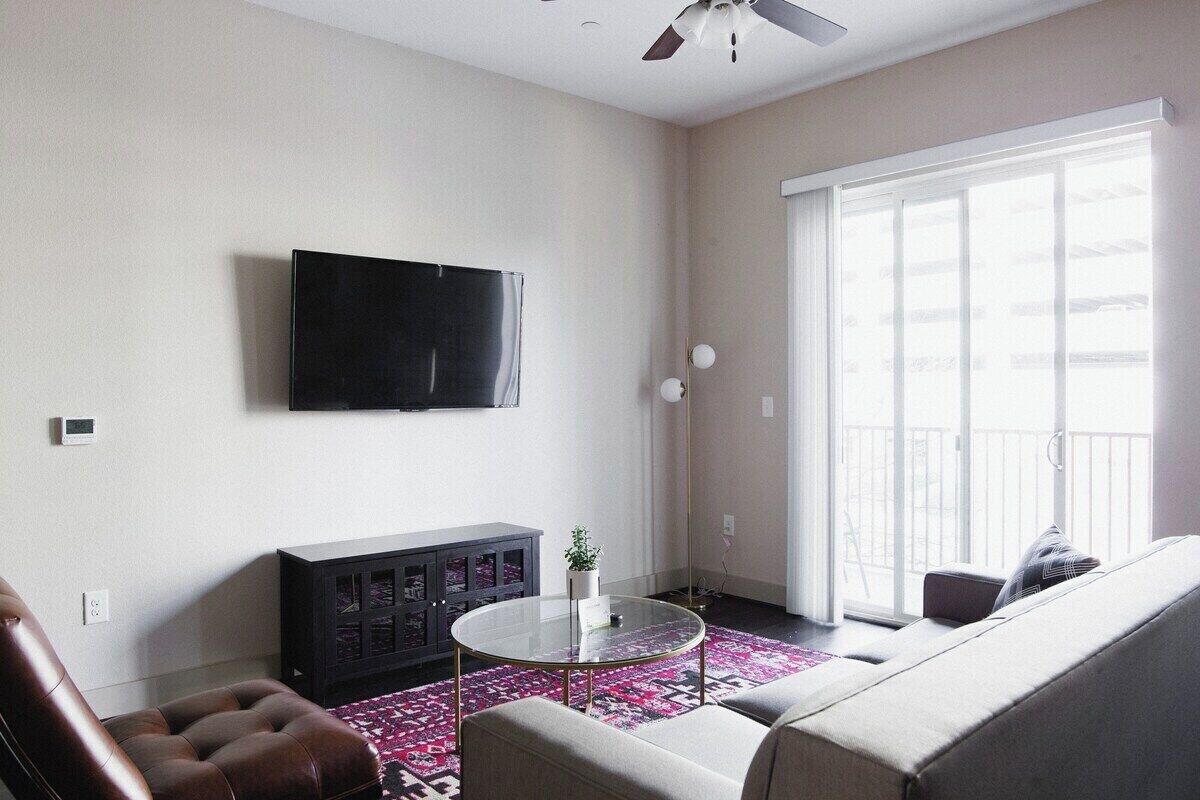 Downtown 1br | Walk To Dining, Stadium & Events - Montgomery, AL