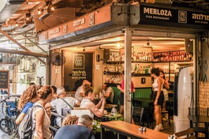 Restaurant - The Carmel House Apt hotel By Sea N Rent (Tel Aviv)