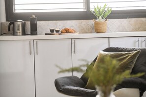 Carmel Apartment | Private kitchen