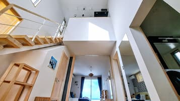 Villa Umi, Non Smoking | 3 bedrooms, minibar, individually decorated, individually furnished