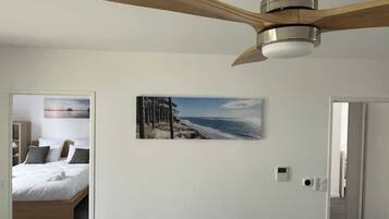 3 slaapkamers, reisbedje, gratis wifi, beddengoed