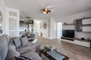 Smart TV, video games, stereo, offices - Balcon Smart Home, Hi-End Services Media Streaming (Costa Adeje)