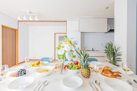 Classic Condo | Living area | 50-inch flat-screen TV with digital channels