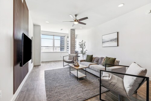 Modern Downtown High-Rise Apartment