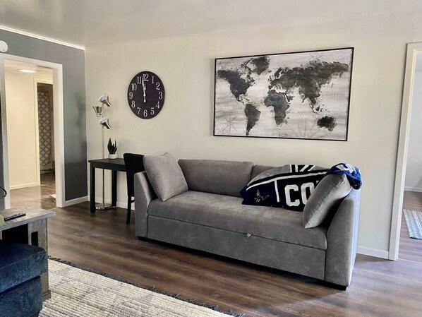 TV, fireplace, books, offices