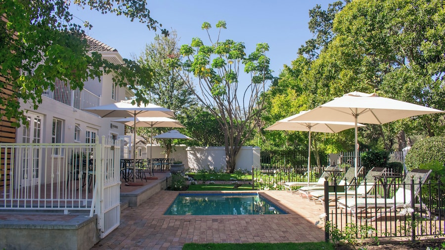 Rozenburg Guesthouse
