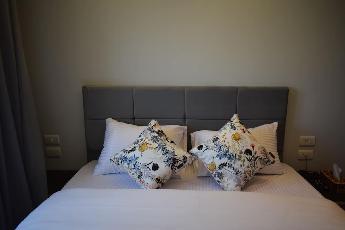 1 bedroom, minibar, free WiFi, bed sheets