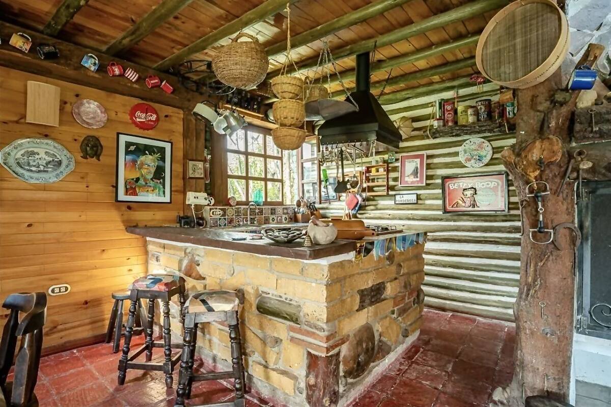 Design-Ferienhütte | Eigene Küche | Kühlschrank, Ofen, Geschirrspüler, Reiskocher