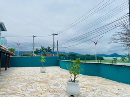 Televisión de pantalla plana