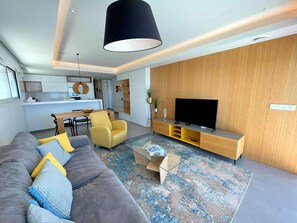 智能电视、立体声音响