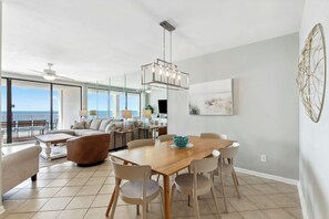 Dining - Gulf Front Condo | Outdoor & Indoor Pools! (Orange Beach)
