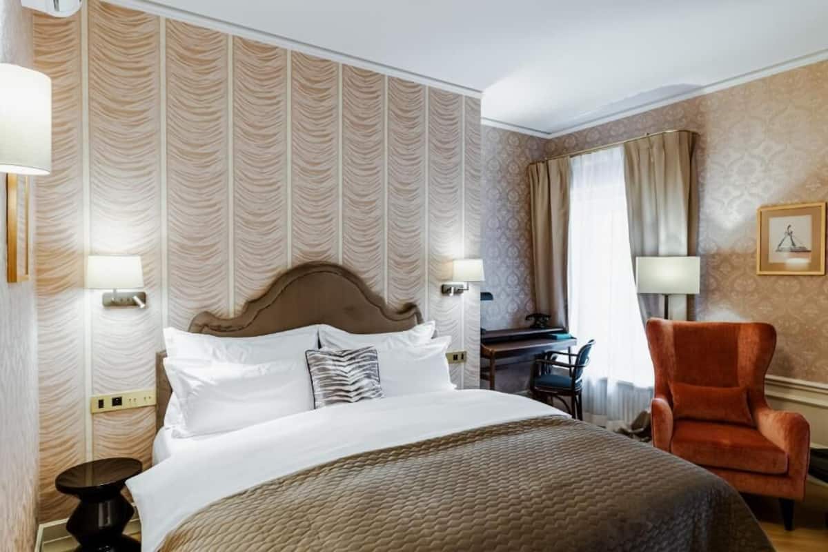 Standard-Doppelzimmer | 1 Schlafzimmer, hochwertige Bettwaren, Daunenbettdecken, Minibar
