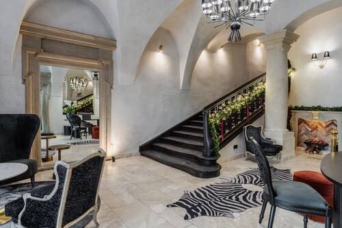 Hotel Unicus Palace Old Town - Destigo Hotels