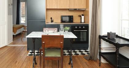 Lavarande Suite In the Heart of Senlis