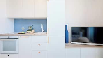 Apartment (0 Bedroom) | Private kitchen