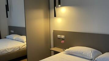 1 camera, ferro/asse da stiro, Wi-Fi, lenzuola