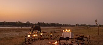 Shawa Luangwa Camp