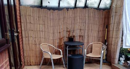 1 Bedroom Apartment, With Free Parking and Garden