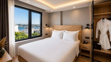 Superior-Zimmer, 1 Schlafzimmer, Nichtraucher, Küche | 1 Schlafzimmer, hochwertige Bettwaren, Minibar, Zimmersafe