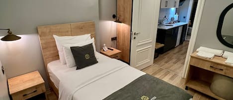 Standard Twin Room | 1 bedroom, premium bedding, minibar, in-room safe