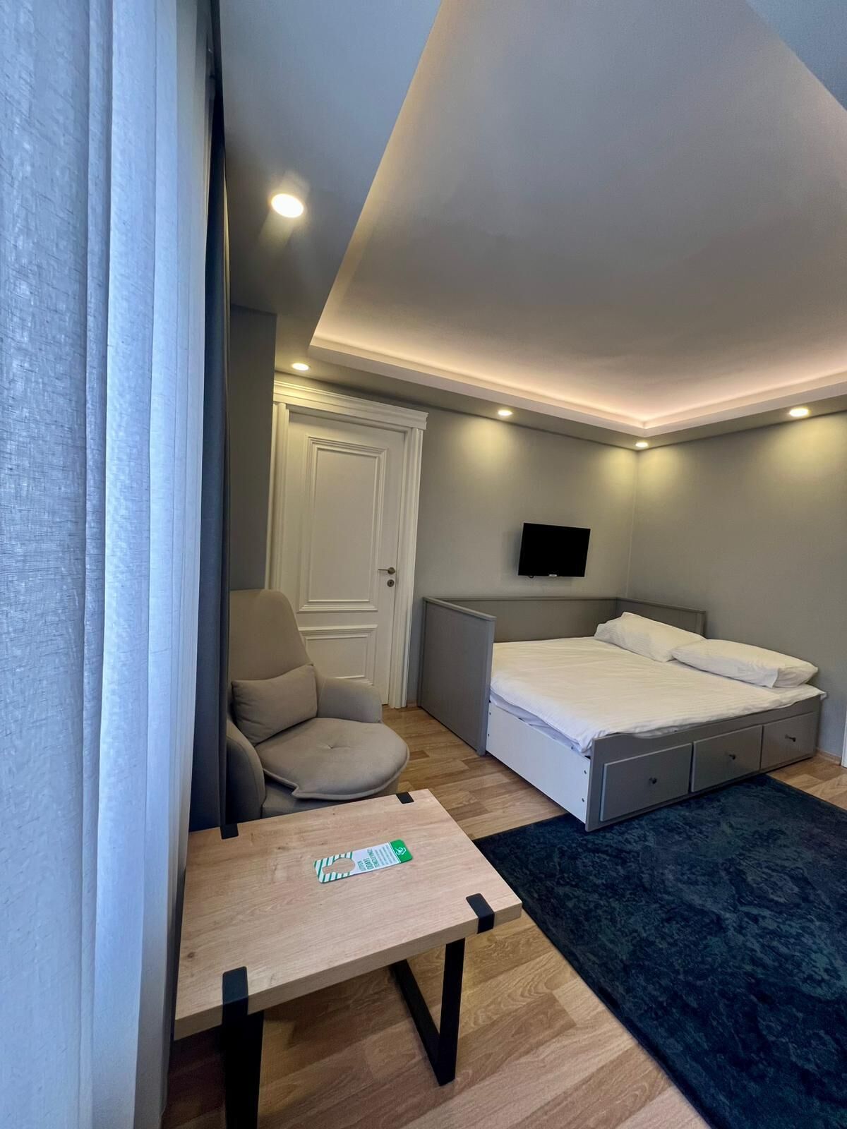 1 bedroom, premium bedding, minibar, in-room safe