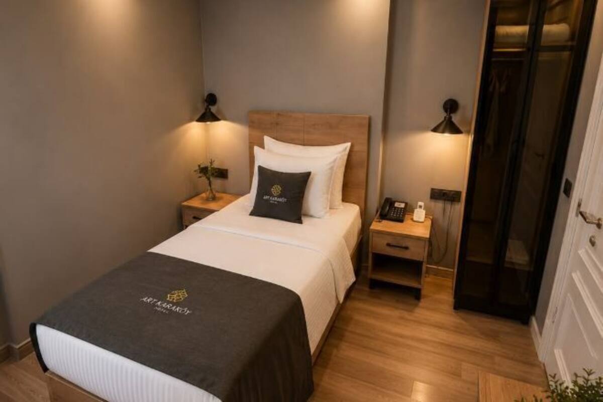 1 soverom, sengetøy av topp kvalitet, minibar og safe på rommet