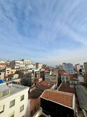 Vue sur la ville depuis l’hébergement