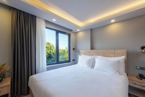 1 ห้องนอน, เครื่องนอนระดับพรีเมียม, มินิบาร์, ตู้นิรภัยในห้องพัก