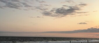 Inviting 8 Bed House in Lekki