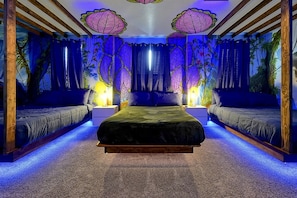 10 bedrooms, iron/ironing board, travel cot, WiFi