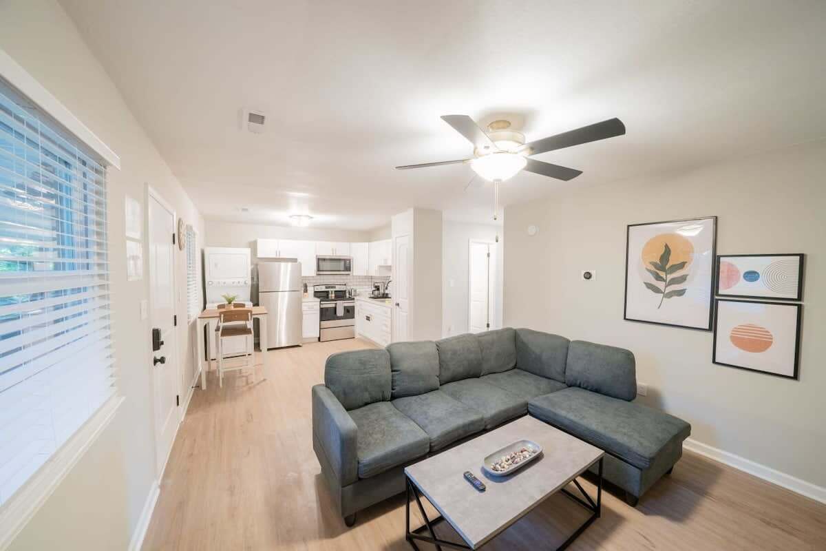 OV 14th Bay - Candor Suite