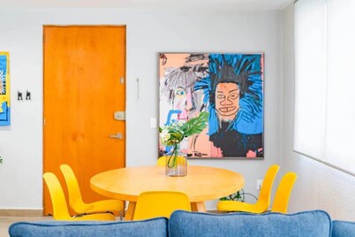 Artistic Roma Apartment Near Cafes & Parks