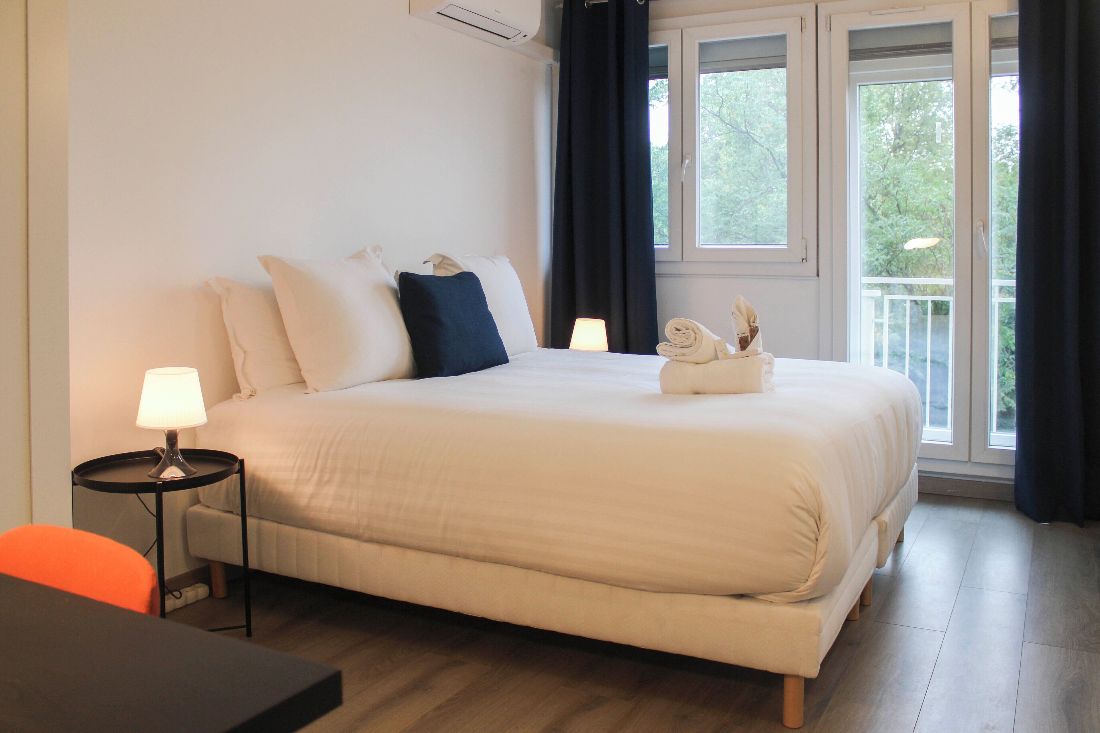 1 soverom, strykejern/-brett, wi-fi og sengetøy