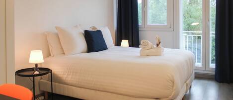 1 slaapkamer, een strijkplank/strijkijzer, wifi, beddengoed