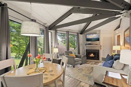 Ski In/Ski Out Round House in Sugar Mountain