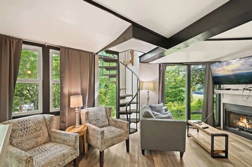 Ski In/Ski Out Round House in Sugar Mountain