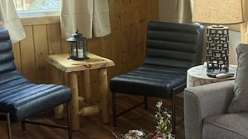 Cabin, 2 Bedrooms | Interior