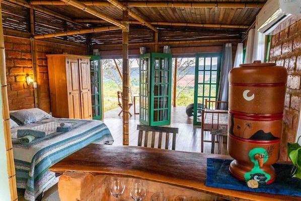 Bungalow | Interior