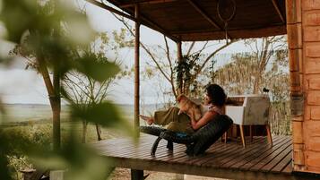 Bangalô | Opções para refeição ao ar livre