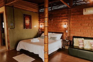 Bungalow | 1 phòng ngủ, bộ đồ giường cao cấp, bàn 
