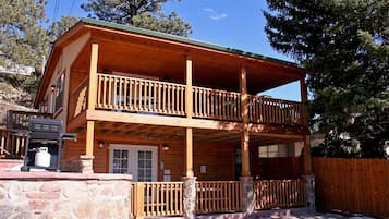 Townhome, 2 Bedrooms | Exterior